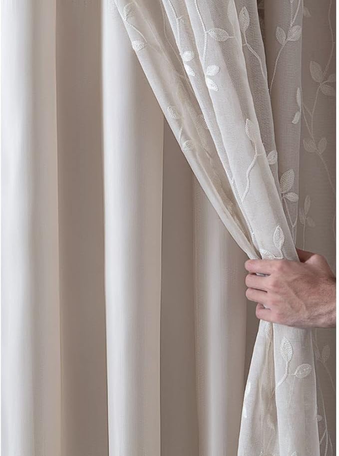 Cortina Maria Flor 3,00m x 2,60m - Folhagem Palha - M&C Cortinas - Ms Tapeçaria